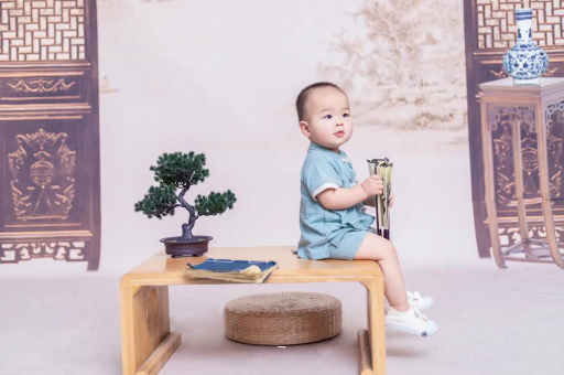 孝昌13周宝宝有多大